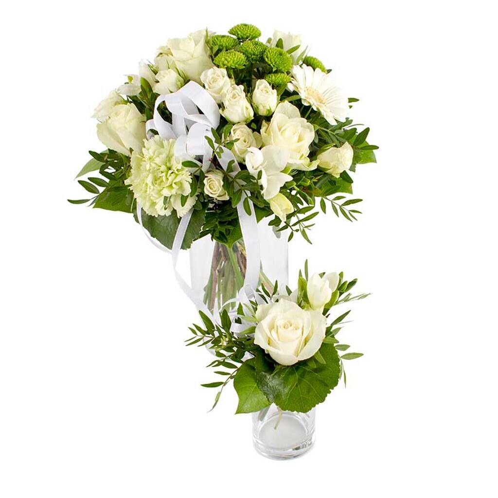 Blume, Blumen-Arrangement, Blumenstrauß, Rose, Florales Design, Blume, Blumen-Arrangement, Blumenstrauß, Rose, Florales Design, Blume, Blumen-Arrangement, Blumenstrauß, Rose, Florales Design, Blumen, Brautstrauß, weiße Rosen, Grünzeug, Glasvase