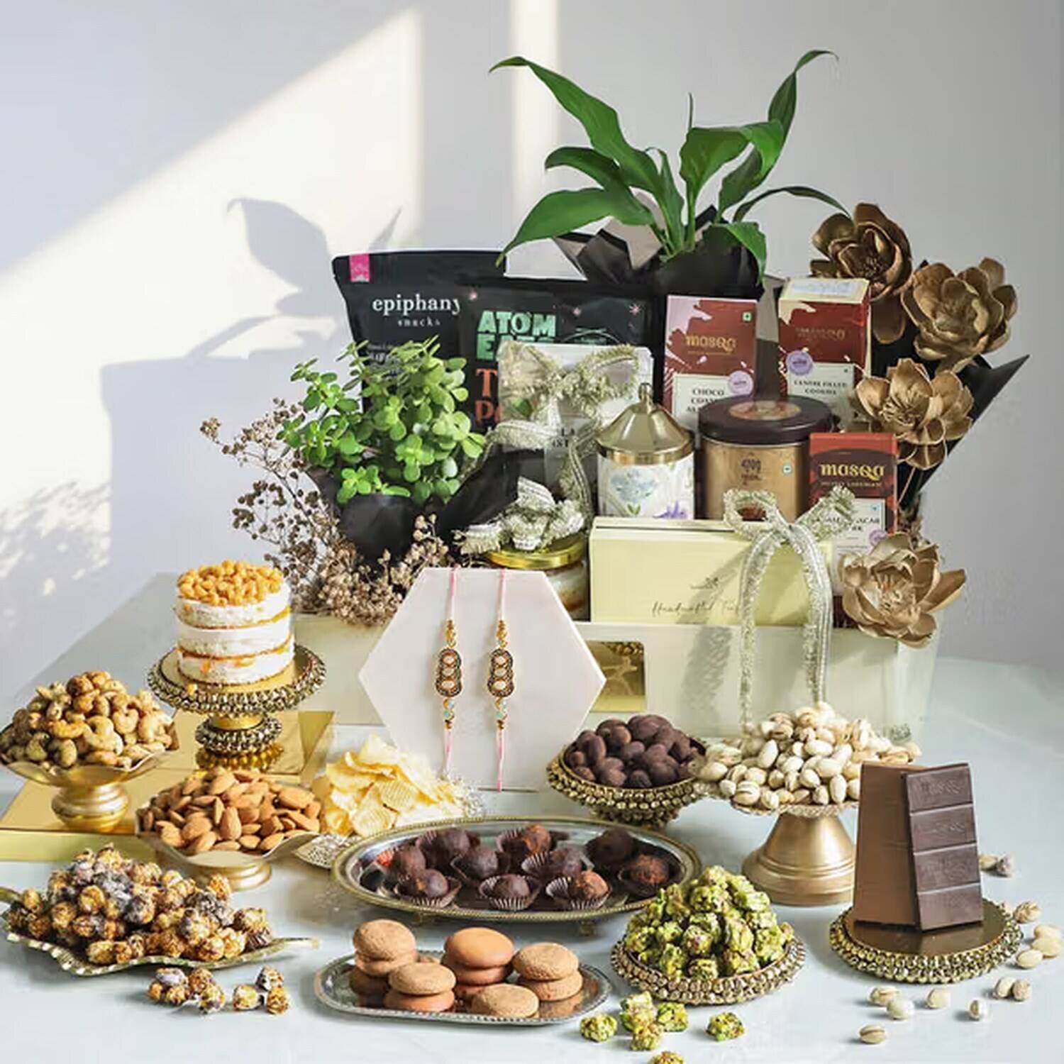 schokolade, mischnüsse, kekse, geschenkset, nachspeisen, anderes schokolade, dessertteller, geschenkbox, snacks, dekorationssüßigkeiten, verschiedene schokoladen, Süßigkeiten, Geschenkkorb, Ohrringe, Grüne Pflanze