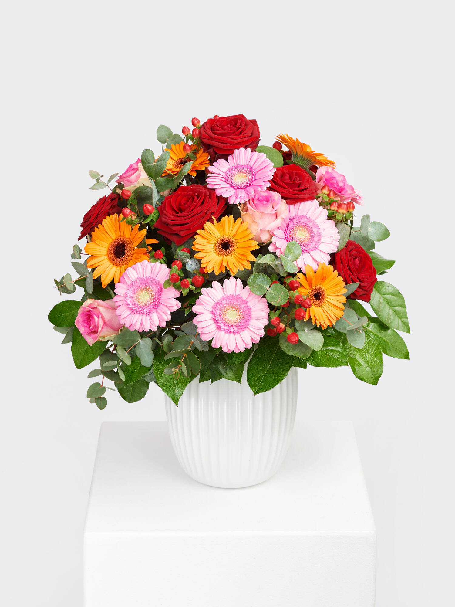 Liebste Grüße - Hauptblüte: Germini, Rosen - Hauptfarbe: Orange, Rosa, Rot