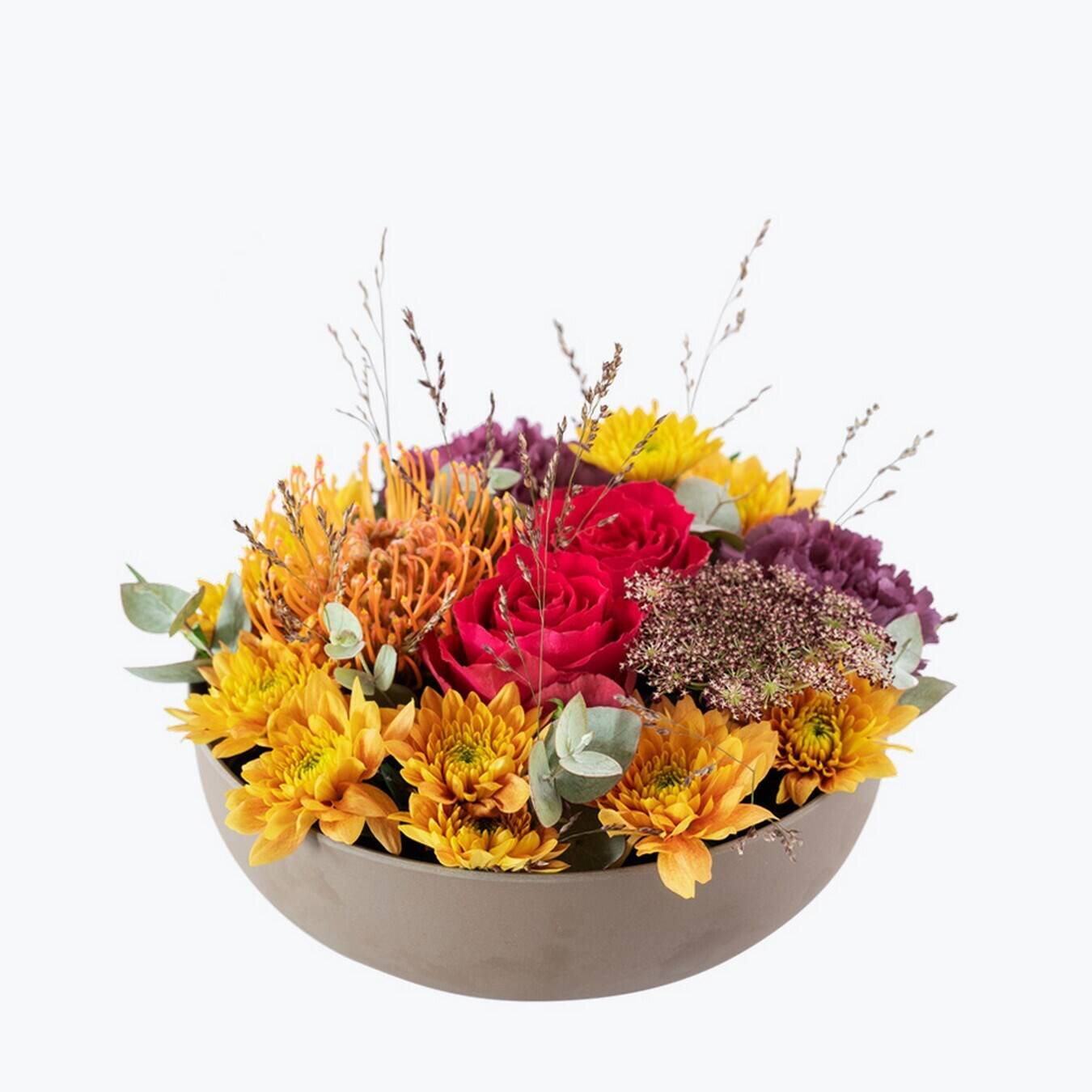 Blume, Blumen-Arrangement, Pflanze, Blumenstrauß, Florales Design, Blume, Blumen-Arrangement, Pflanze, Blumenstrauß, Florales Design, blumenstrauß, sonnenblumen, rosen, getrocknetes laub, vasenarrangement