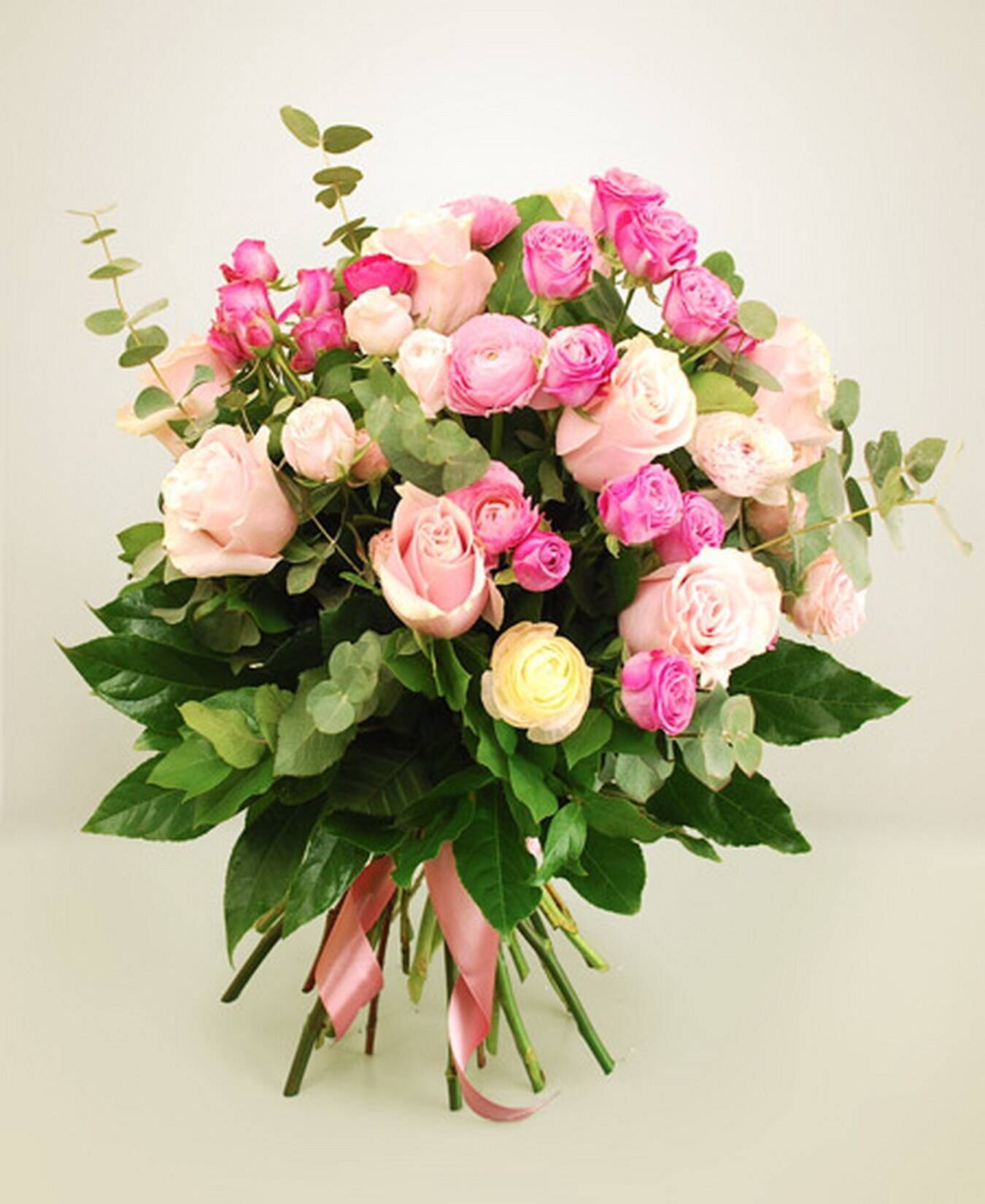 Blume, Blumen-Arrangement, Blumenstrauß, Rose, Florales Design, Blume, Blumen-Arrangement, Blumenstrauß, Rose, Florales Design, Blume, Blumen-Arrangement, Blumenstrauß, Rose, Florales Design, Blumenstrauß, Rosen, Rosen in Pink, Blätter, Grünes Blattwerk