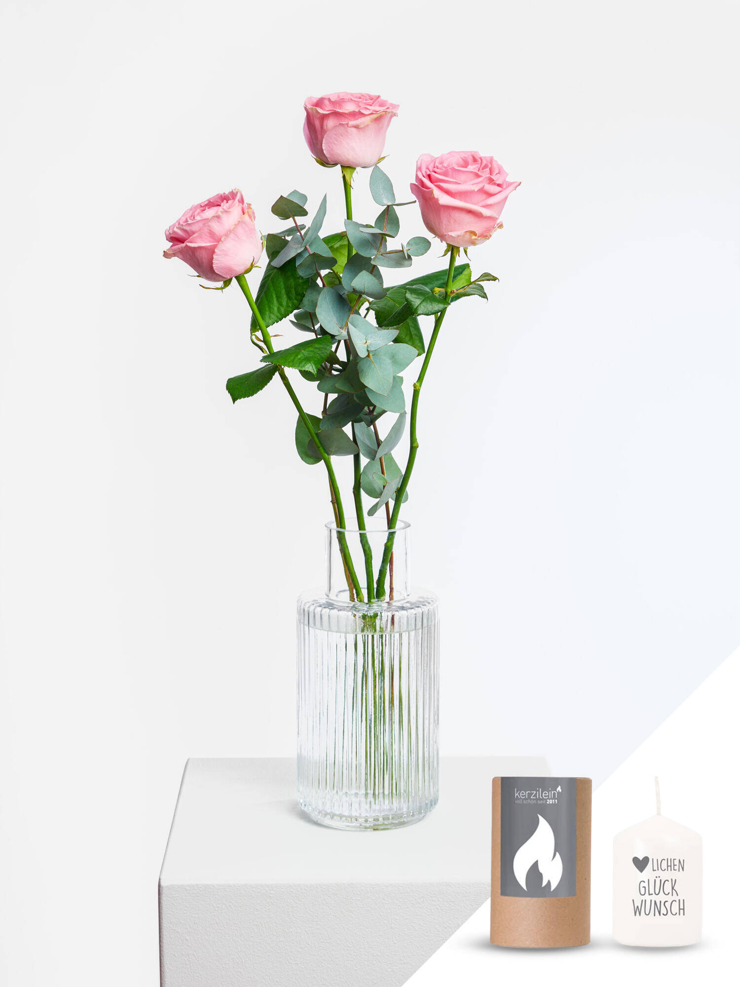 Zarte Rosenträume - Hauptblüte: Rosen - Hauptfarbe: Rosa