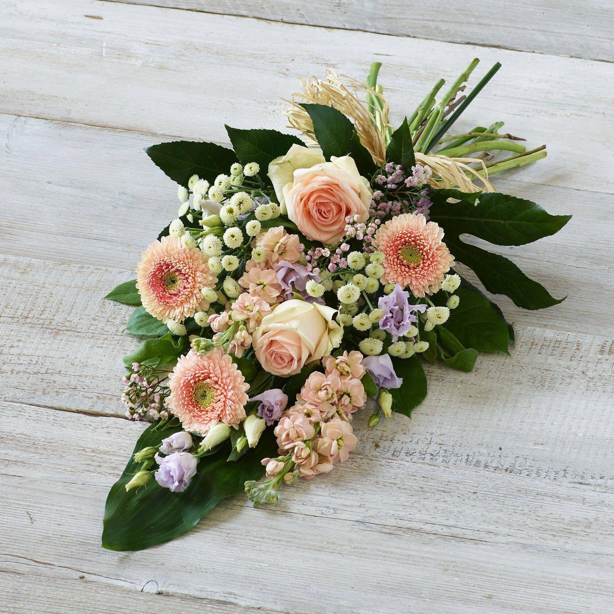 Blumen-Arrangement, Blumenstrauß, Florales Design, Grafiken, Muster, Blumen-Arrangement, Blumenstrauß, Florales Design, Grafiken, Muster, Blumen-Arrangement, Blumenstrauß, Florales Design, Grafiken, Muster, Blumenstrauß, Blumen, Rosen, Pfirsich, Pastell