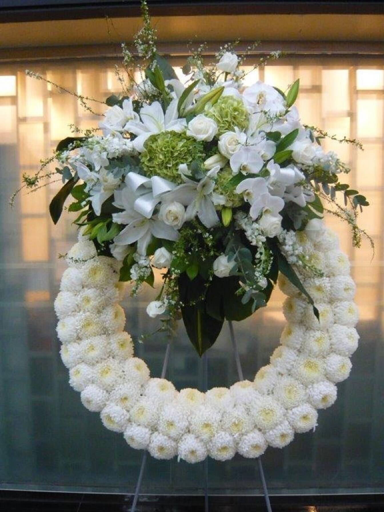 Blume, Blumen-Arrangement, Florales Design, Muster, Blumenstrauß, Blume, Blumen-Arrangement, Florales Design, Muster, Blumenstrauß, Blume, Blumen-Arrangement, Florales Design, Muster, Blumenstrauß,  Kranz, Trauerkranz, Blumen, Weiß, Blüten
