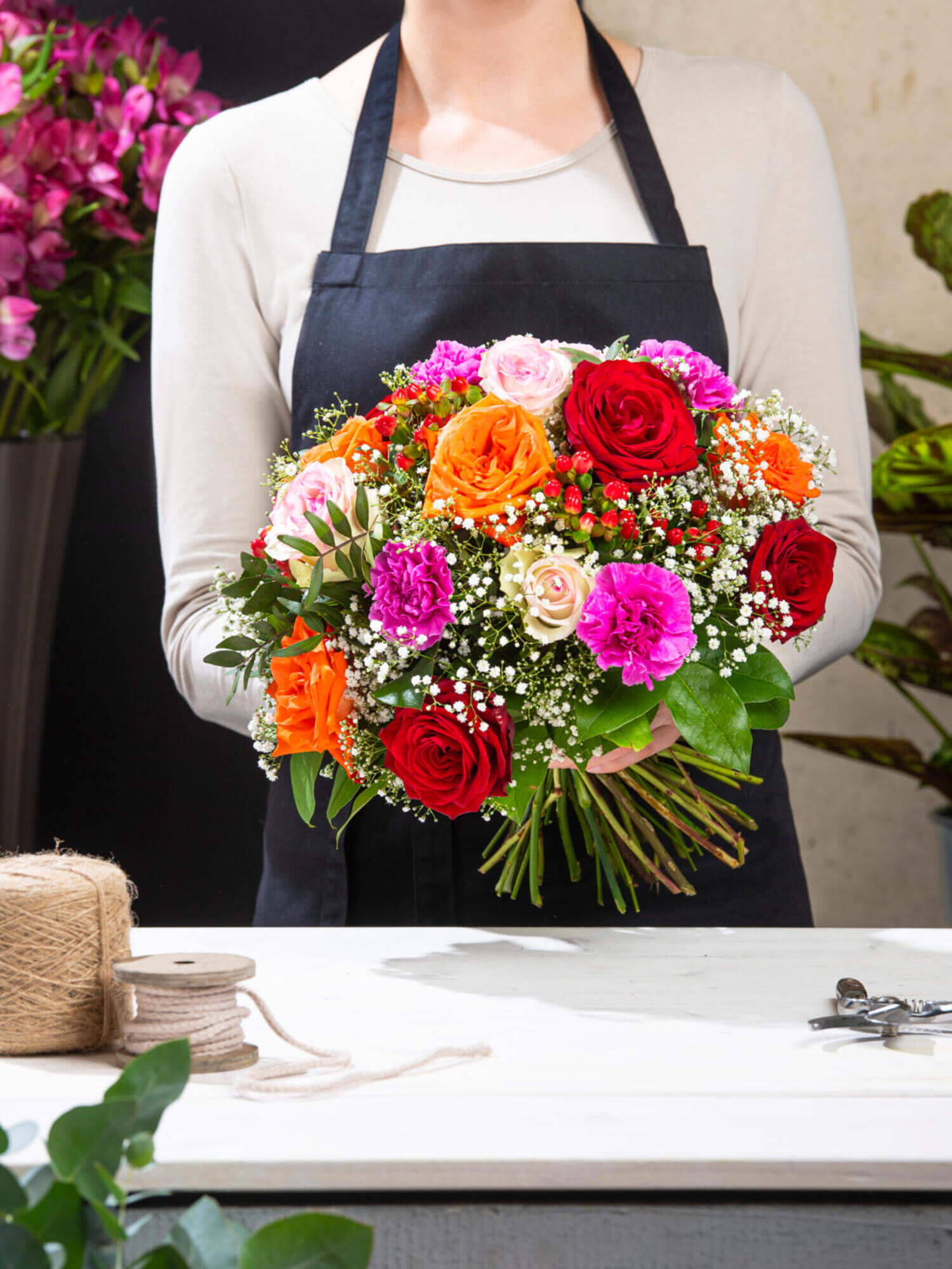 Blumenstrauß, Blumen, Blumenarrangement, Rosenvielfalt, Schafgarbe
