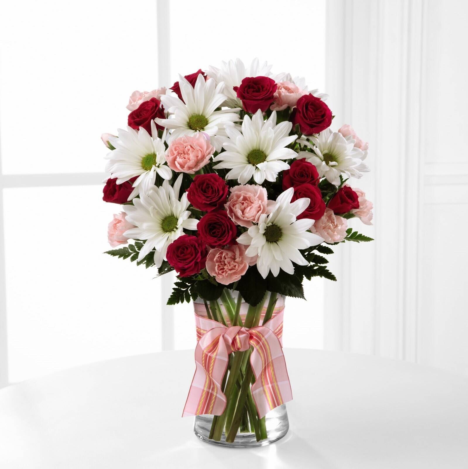 Blume, Blumen-Arrangement, Blumenstrauß, Rose, Florales Design, Blume, Blumen-Arrangement, Blumenstrauß, Rose, Florales Design, Blume, Blumen-Arrangement, Blumenstrauß, Rose, Florales Design, Blumenstrauß, Rosen, Gänseblümchen, Rosa Blüten, Glasvase