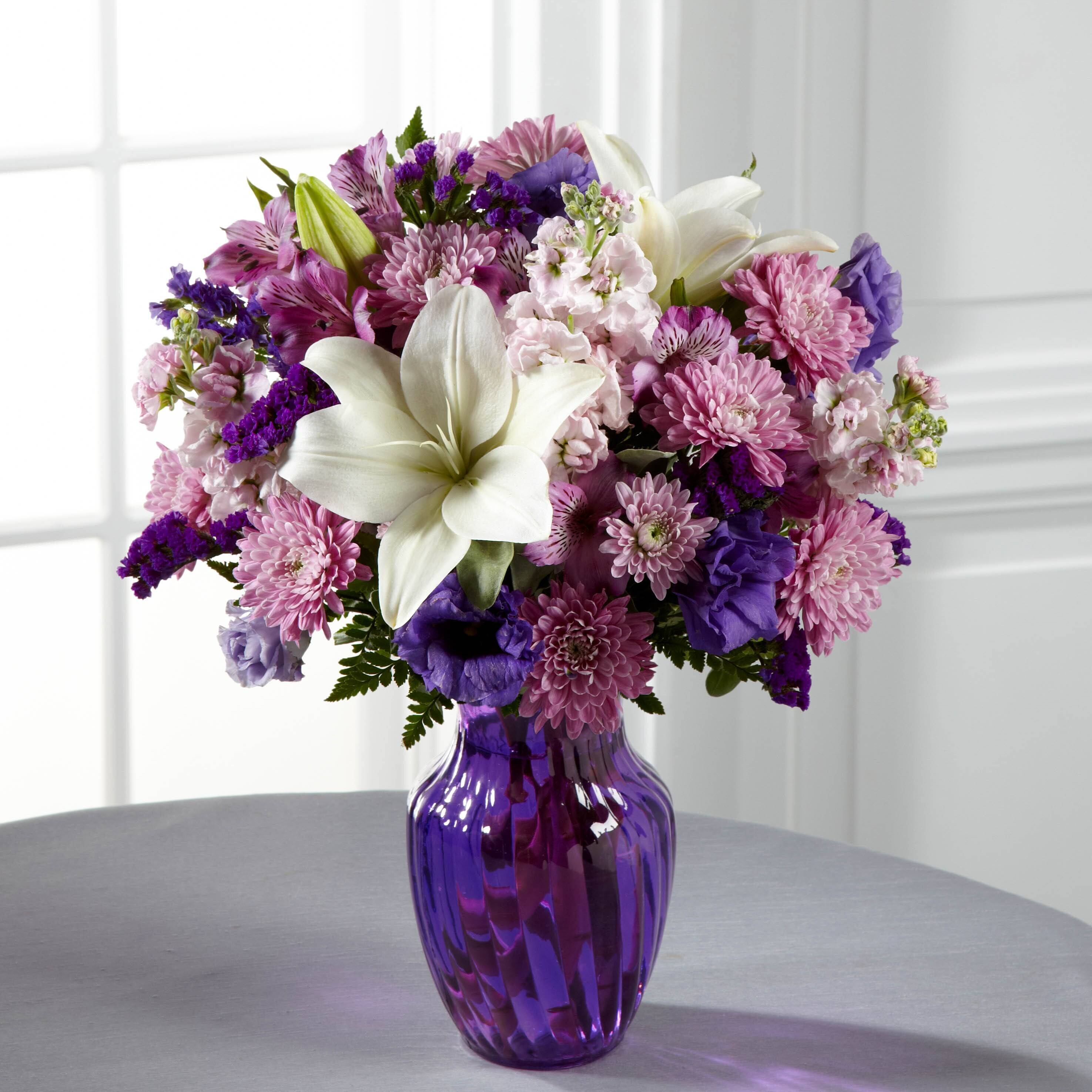 blumenstrauß, lilie, dahlie, lila glas vase, blumenstrauß, lilien, pink farben, lila vase, frisch geschnitten