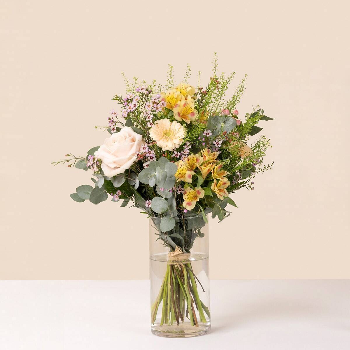 Blume, Blumen-Arrangement, Blumenstrauß, Florales Design, Rose, Blume, Blumen-Arrangement, Blumenstrauß, Florales Design, Rose, Blume, Blumen-Arrangement, Blumenstrauß, Florales Design, Rose, Blumenstrauß, Rosen, Pfingstrose, Alstroemerien, Glasvase