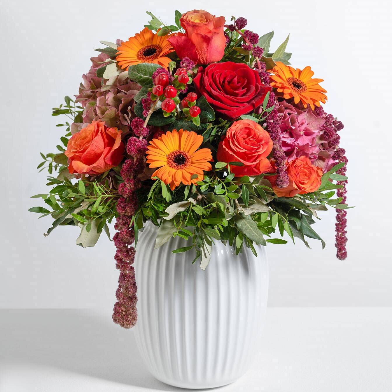 Blume, Blumen-Arrangement, Blumenstrauß, Florales Design, Rose, Blume, Blumen-Arrangement, Blumenstrauß, Florales Design, Rose, blumen, sträußchen, orange, rot, vasen, blumensträuβ, orange farbene blumen, rosen, gerbera, vase arrangement