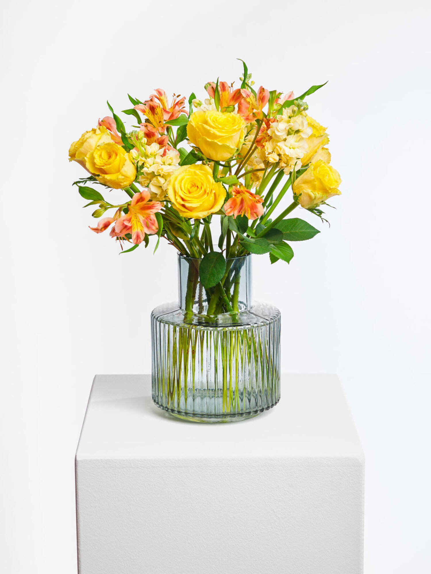 You're My Sunshine - Hauptblüte: Alstromerien, Levkojen, Rosen - Hauptfarbe: Gelb, Orange