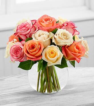 The Sundance Rose Bouquet by FTD - VASE INCLUDED