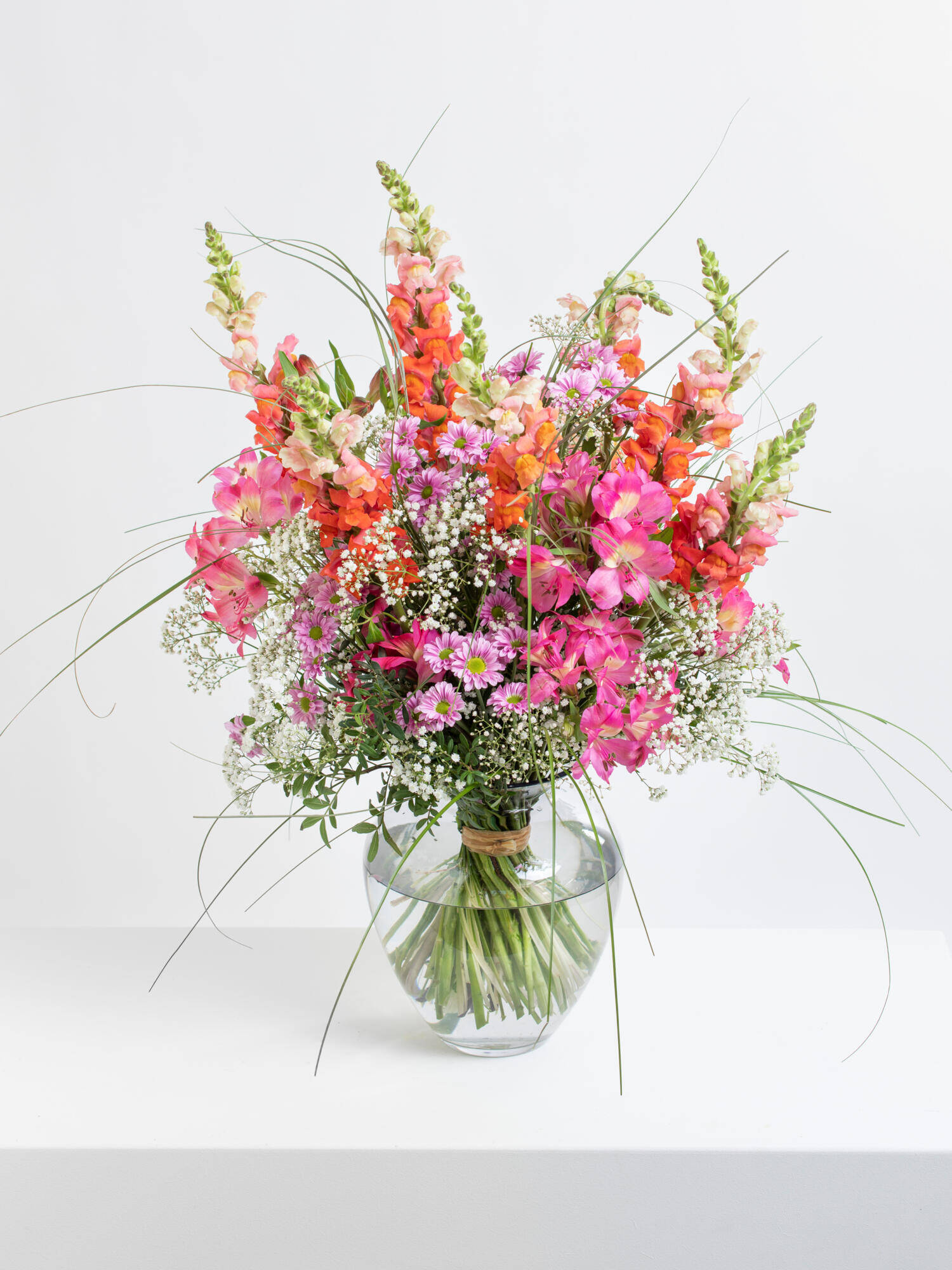 Early Summer Day - Main Colors: ORANGE, ROSE - Main Flowers: ALSTROEMERIA