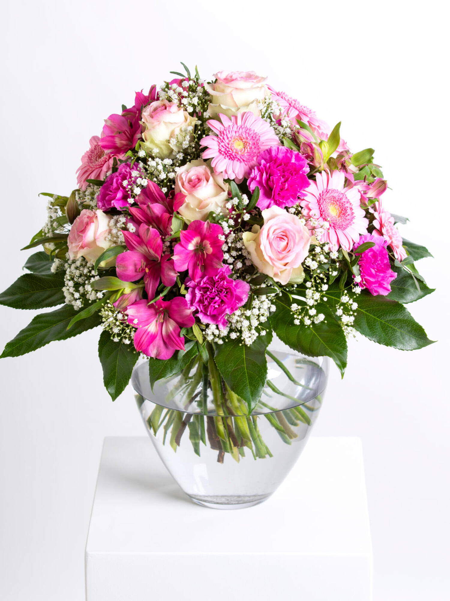 Herzliche Grüße - Hauptblüte: Alstromerien, Germini, Nelken, Rosen - Hauptfarbe: Pink, Rosa