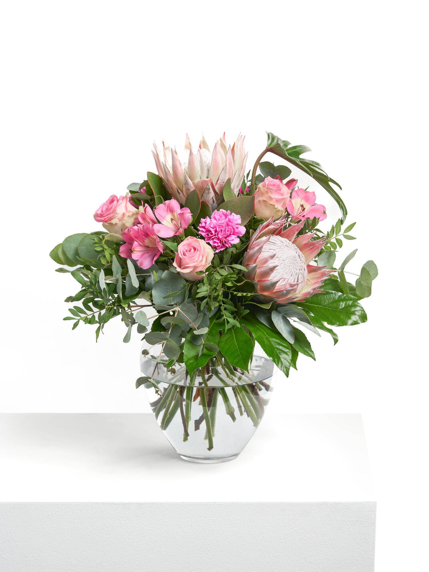 Exotic Pink Dream - Main Colors: PINK, ROSE - Main Flowers: ALSTROEMERIA, CARNATIONS, ROSES